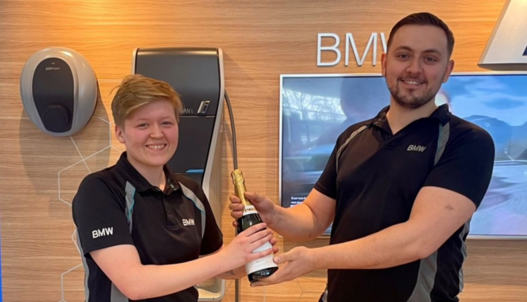 Rising star of the automotive industry: Apprentice Harriette Drysdale Wins Prestigious Apprentice of the Year Award